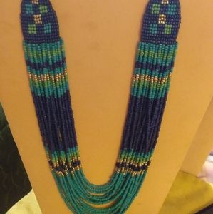Turquoise bead necklace